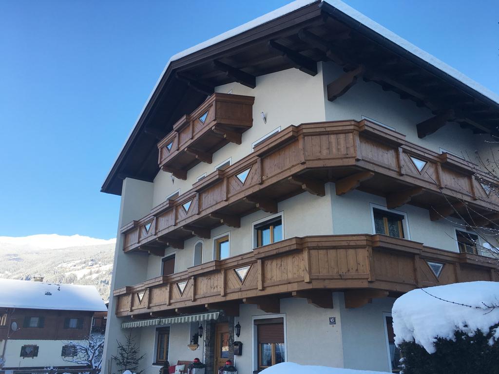 Gaestehaus Neuhauser 齐勒河谷采尔 外观 照片